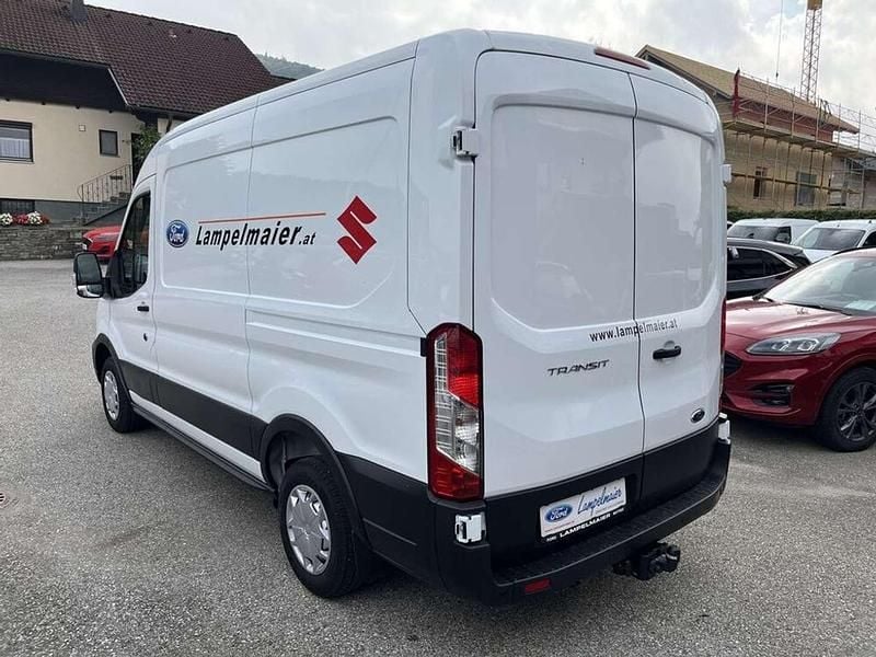 Gebraucht Ford Transit Trend 131 PS (96 kW) 2024 Weiß Van