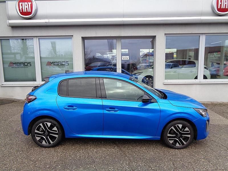 Gebraucht Peugeot 208 Allure 101 PS (74 kW) 2025 Blau Kleinwagen