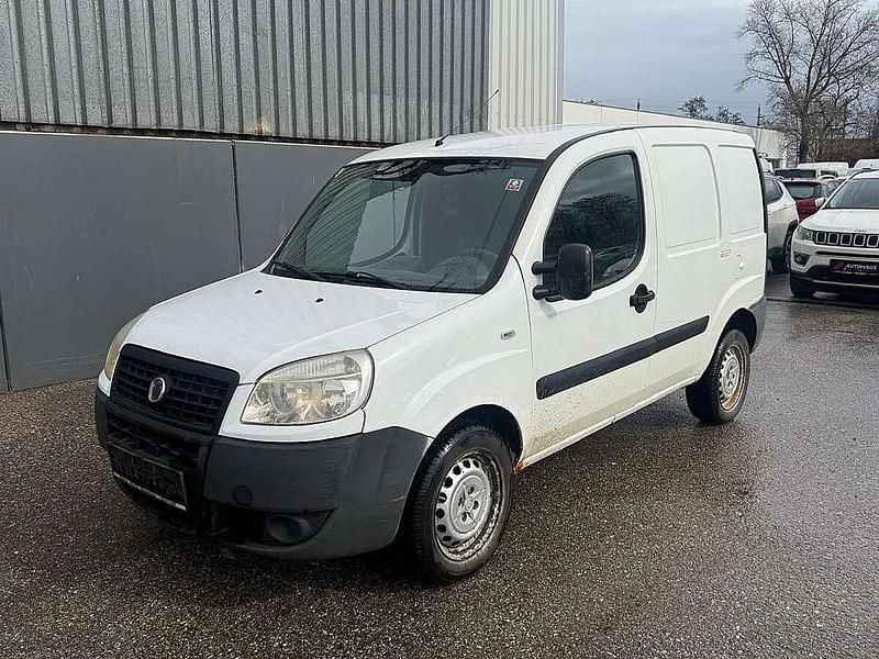 Gebraucht Fiat Doblò 77 PS (56 kW) 2008 Weiß Van / Kleinbus