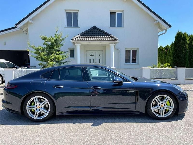 Blau Gebraucht 2017 Porsche Panamera 4 Limousine | € 49.990 (Guter Preis) - Bild 1/4