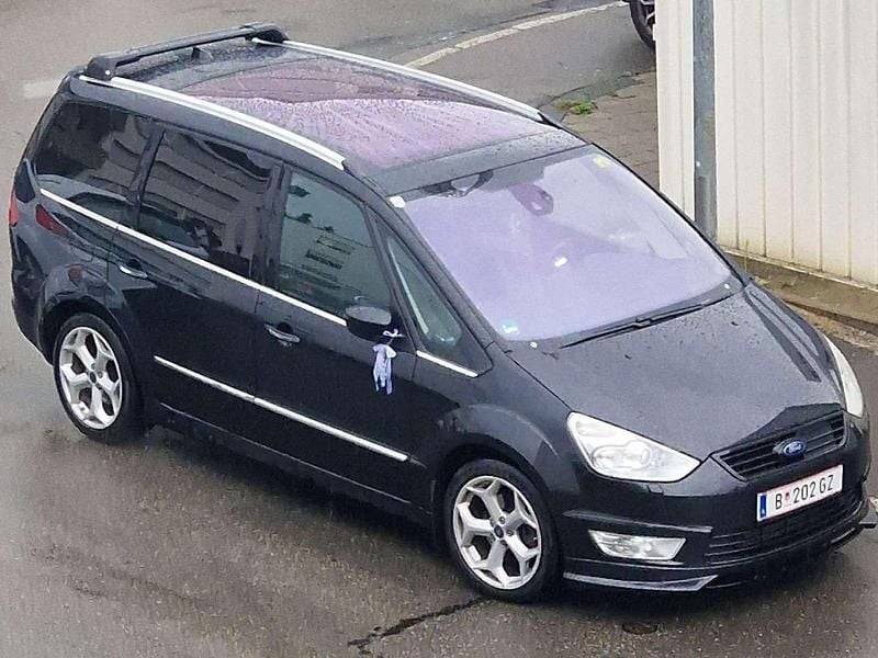 Schwarz Gebraucht 2012 Ford Galaxy Titanium Van / Kleinbus | € 8.500 (Fairer Preis) - Bild 1/4