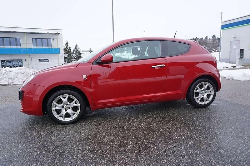 Gebraucht Alfa Romeo MiTo Distinctive 77 PS (56 kW) 2011 Rot Kleinwagen