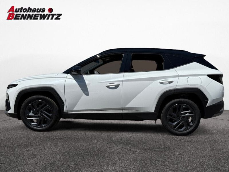 Neu Hyundai Tucson 160 PS (117 kW) 2025 Serenity white / schwarz SUV