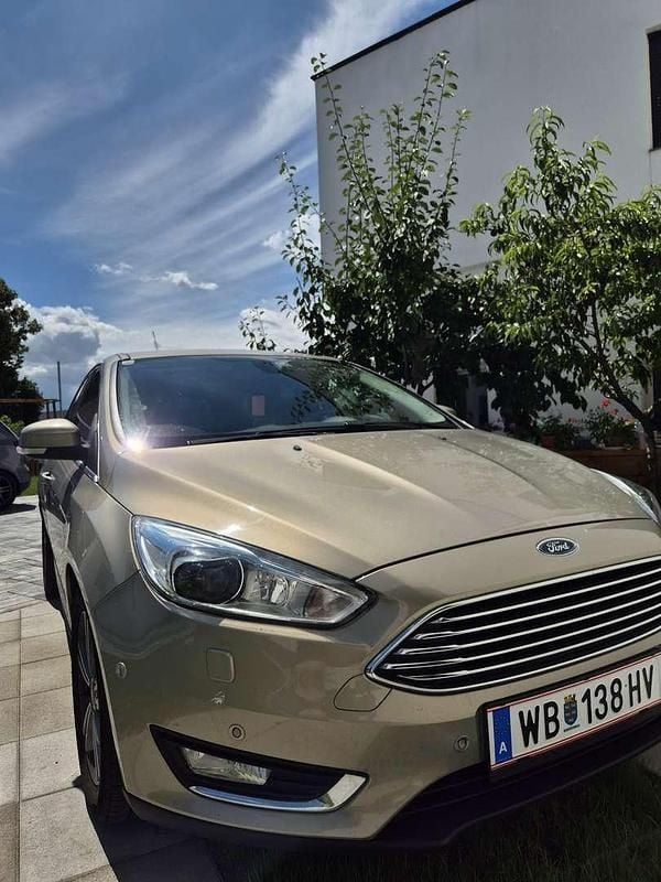 Gebraucht 2015 Ford Focus Titanium Kombi | € 7.000 (Teuer) - Bild 1/4