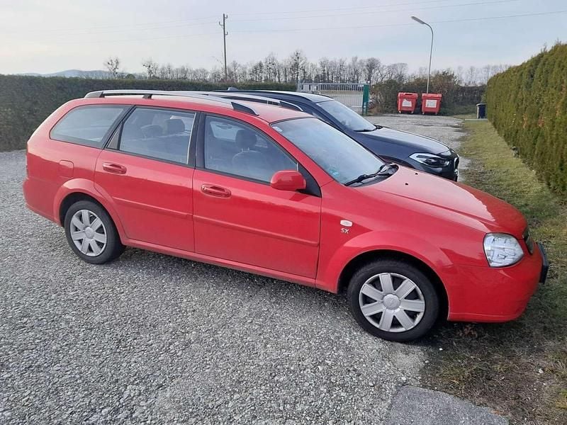 Gebraucht Chevrolet Nubira SE 109 PS (80 kW) 2005 Rot Kombi