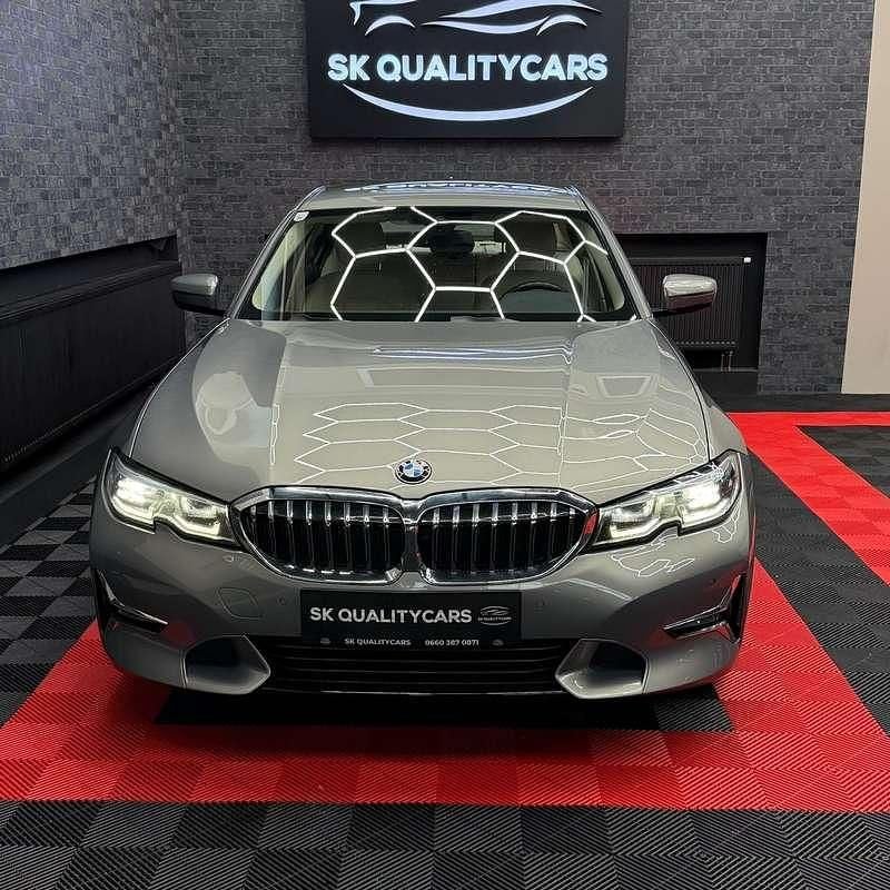 Gebraucht BMW 320 Luxury Line 190 PS (139 kW) 2019 Grau Limousine