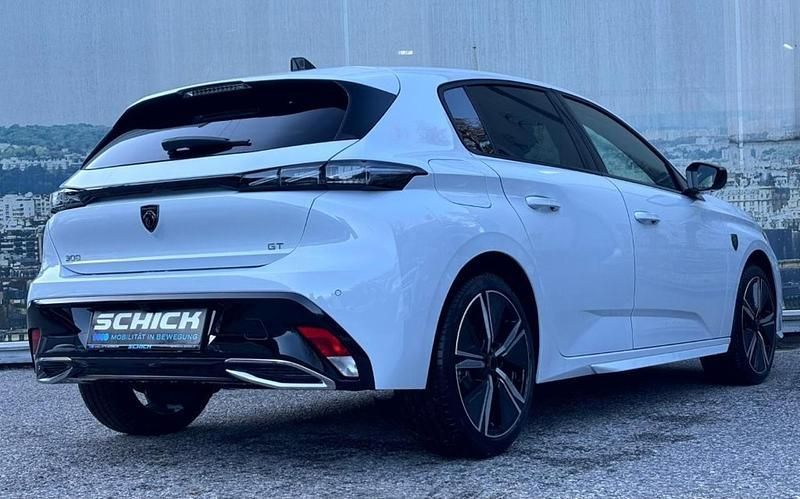 Gebraucht Peugeot 308 GT 136 PS (100 kW) 2024 Weiß Limousine