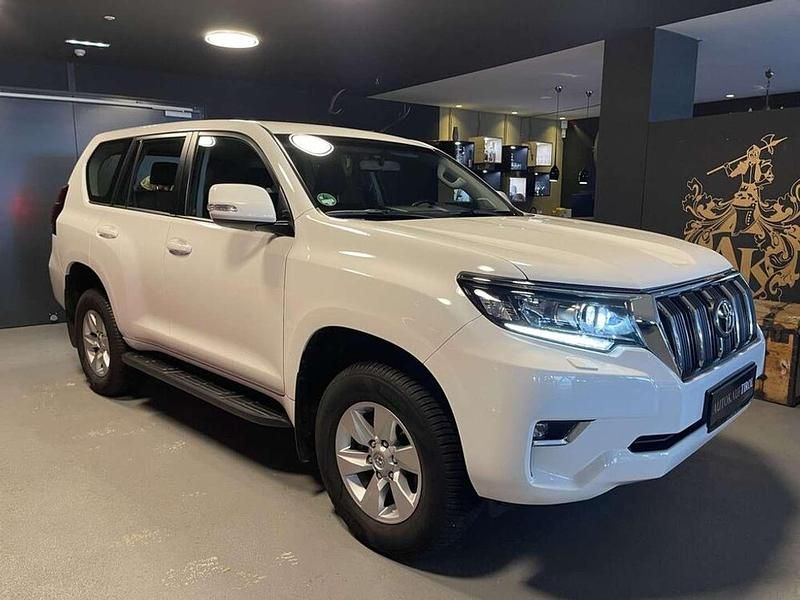 Gebraucht Toyota Land Cruiser 204 PS (150 kW) 2022 Weiß SUV