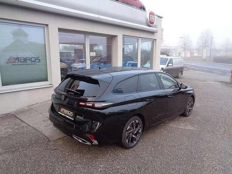 Gebraucht Peugeot 308 SW Allure 136 PS (100 kW) 2025 Schwarz Kombi