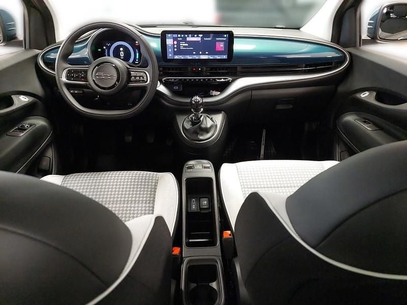 Neu Fiat 500 65 PS (47 kW) 2026 Grün Kleinwagen