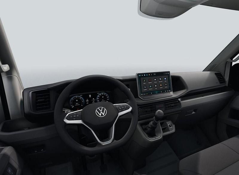 Gebraucht VW Crafter S 140 PS (102 kW) 2024 Grau Van