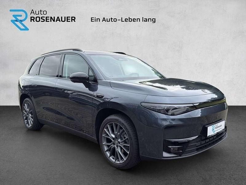 Gebraucht Leapmotor C10 160 kW (218 PS) 2025 Grau SUV