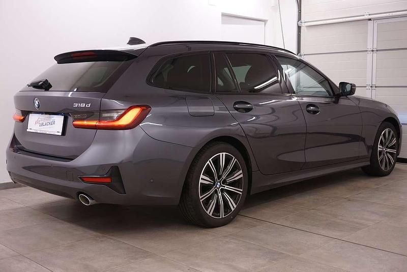 Gebraucht BMW 318 Sport Line 150 PS (110 kW) 2021 Schwarz Kombi