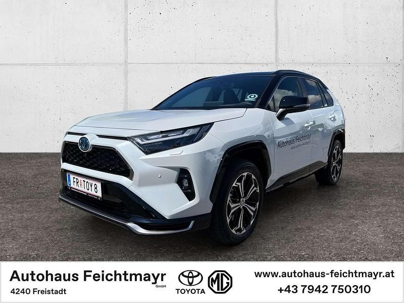 Weiß Gebraucht 2025 Toyota RAV4 Hybrid Style SUV | € 52.990 (Teuer) - Bild 1/4