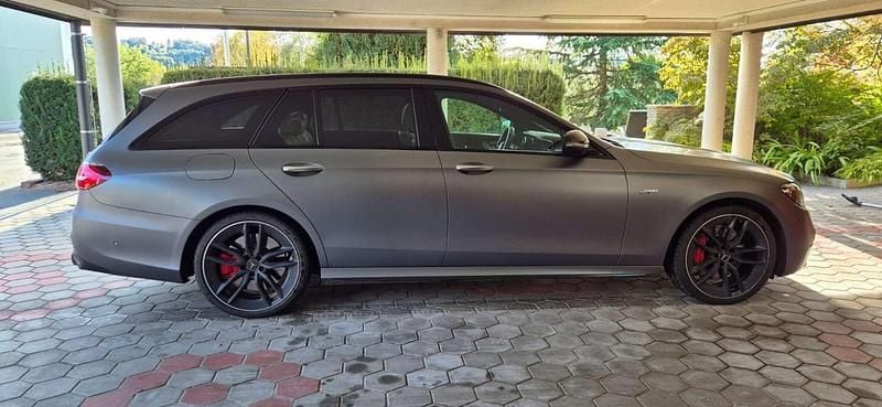 Grau Gebraucht 2021 Mercedes E53 AMG AMG Kombi | € 63.000 (Teuer) - Bild 1/4
