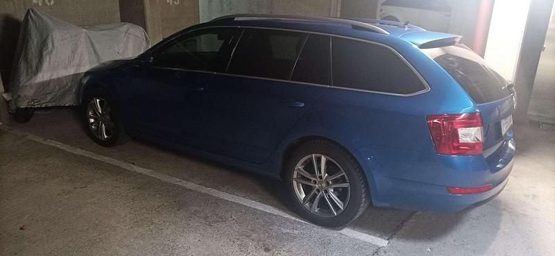 Gebraucht Skoda Octavia Elegance 105 PS (77 kW) 2014 Kleinwagen