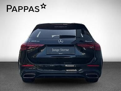 Gebraucht Mercedes C300e Edition 326 PS (239 kW) 2024 Schwarz Kombi