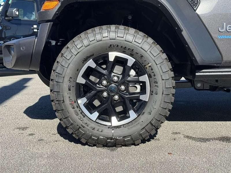 Neu Jeep Wrangler Rubicon 379 PS (278 kW) 2025 Grau SUV