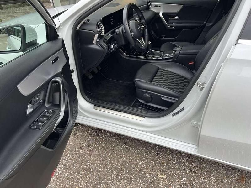 Gebraucht Mercedes A160 109 PS (80 kW) 2020 Weiß Limousine