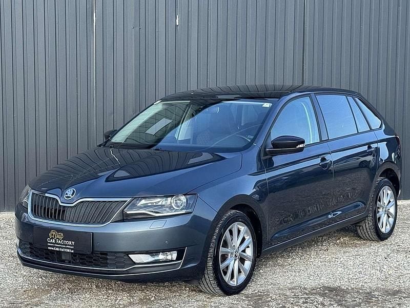 Grau Gebraucht 2018 Skoda Rapid Sport Kombi | € 12.990 (Fairer Preis) - Bild 1/4