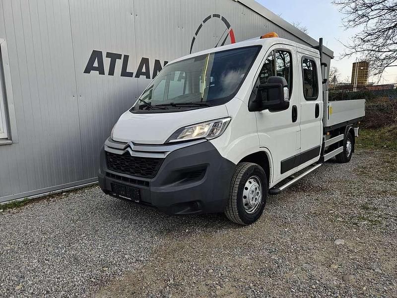 Weiß Gebraucht 2016 Citroën Jumper Van / Kleinbus | € 22.699 - Bild 1/4