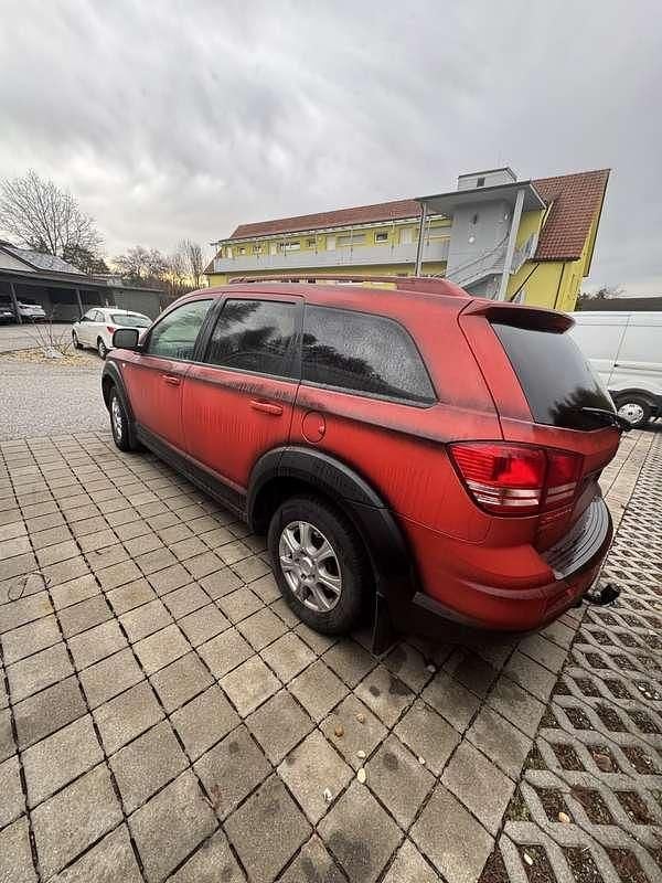Gebraucht Dodge Journey SE 140 PS (102 kW) 2009 Rot SUV