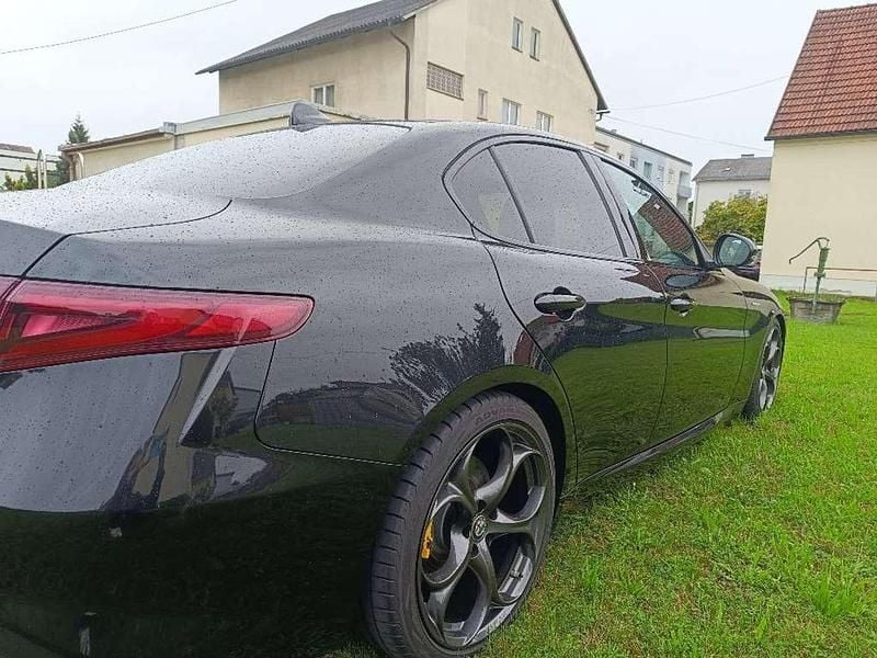 Gebraucht Alfa Romeo Giulia Veloce 209 PS (153 kW) 2017 Schwarz Limousine