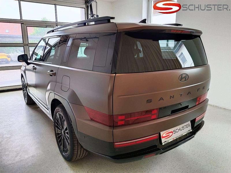 Gebraucht Hyundai Santa Fe 160 PS (117 kW) 2024 Earthy brass braun SUV