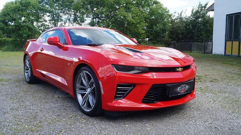 Gebraucht Chevrolet Camaro 453 PS (333 kW) 2017 Rot Coupé
