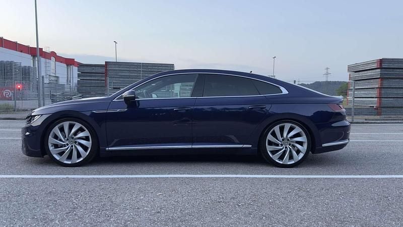 Gebraucht VW Arteon R-line 239 PS (175 kW) 2018 Blau Limousine