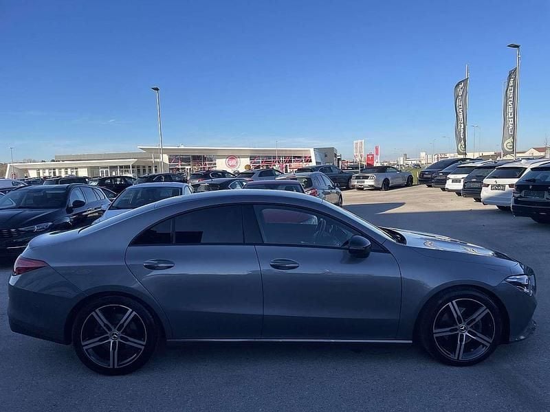 Gebraucht Mercedes CLA200 150 PS (110 kW) 2023 Grau Coupé
