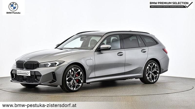 Skyscraper grau Gebraucht 2025 BMW 330e Shadowline | € 59.890 - Bild 1/1