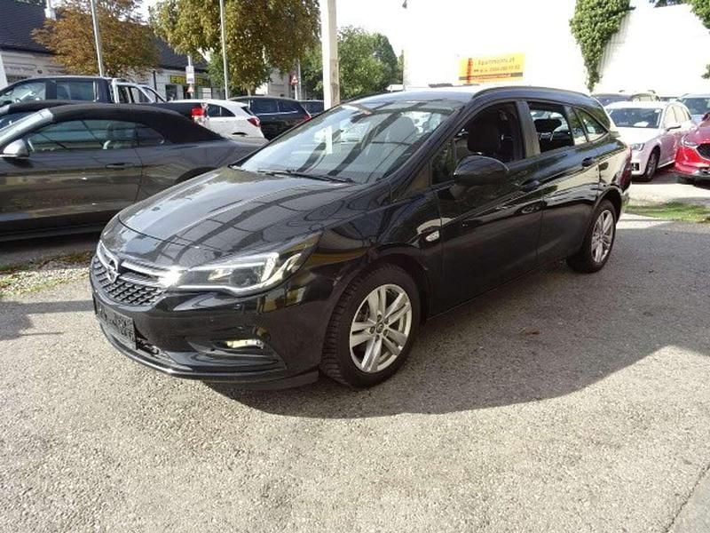 Gebraucht Opel Astra Edition 110 PS (80 kW) 2018 Schwarz Limousine