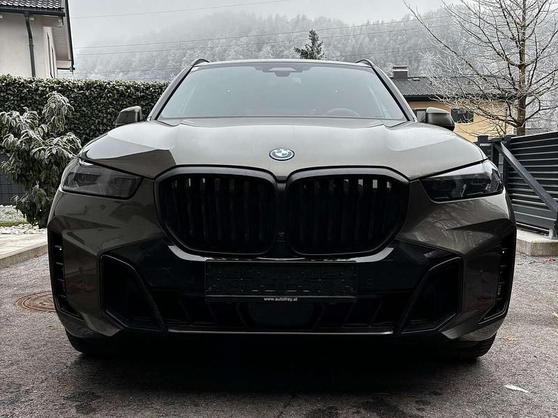 Gebraucht BMW X5 Comfort Edition 489 PS (359 kW) 2025 Braun SUV
