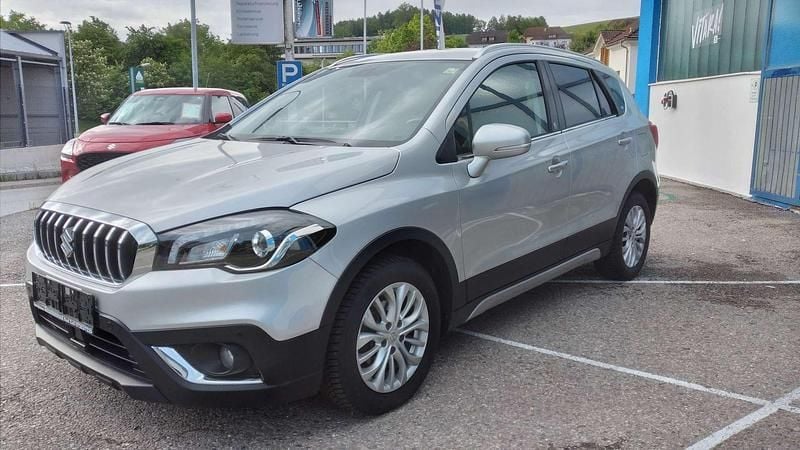 Silber Gebraucht 2020 Suzuki SX4 S-Cross SUV | € 17.400 (Fairer Preis) - Bild 1/4