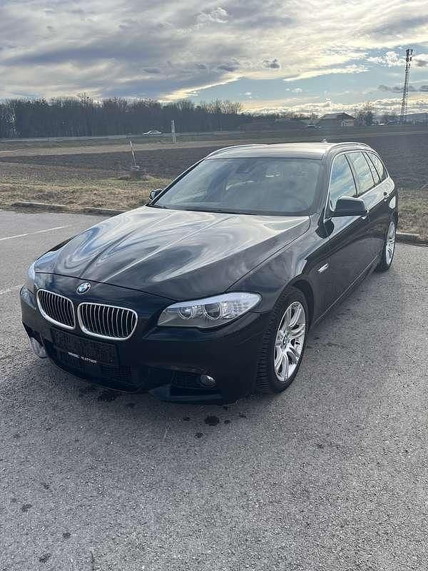 Gebraucht BMW 520 184 PS (135 kW) 2012 Schwarz Kombi