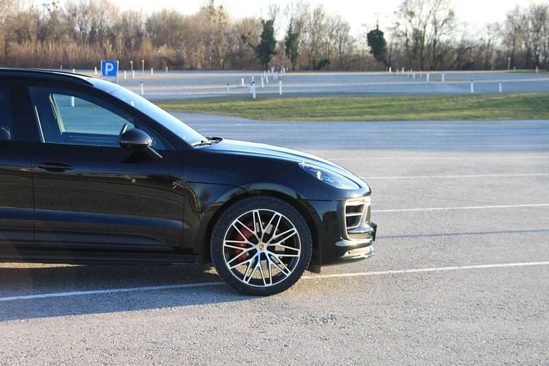 Gebraucht Porsche Macan S 381 PS (280 kW) 2024 Schwarz SUV