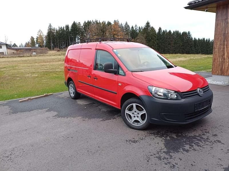 Rot Gebraucht 2012 VW Caddy Maxi Van / Kleinbus | € 6.500 (Fairer Preis) - Bild 1/4