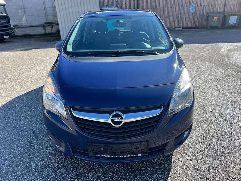 Gebraucht Opel Meriva Innovation 95 PS (69 kW) 2016 Van / Kleinbus