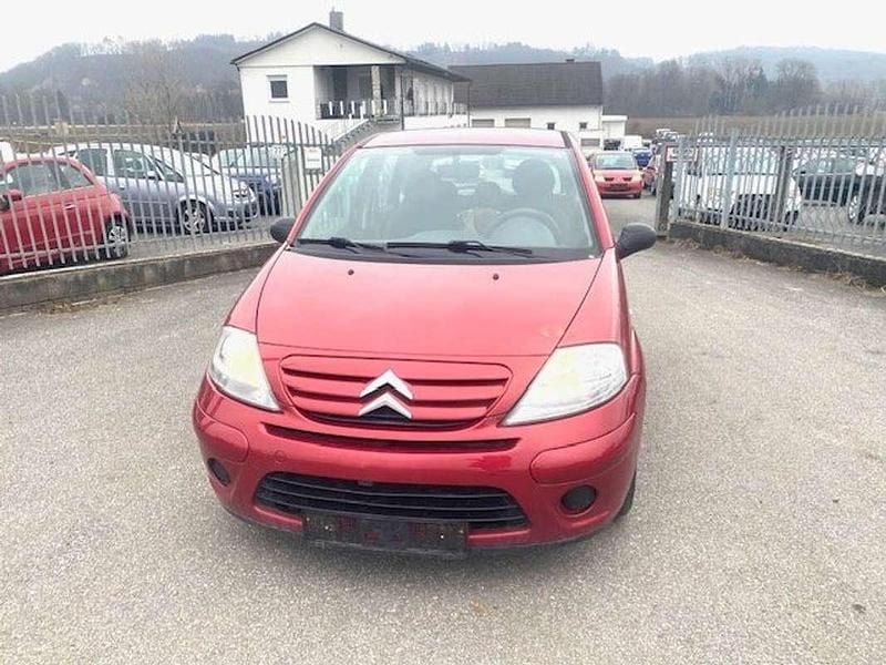 Gebraucht Citroën C3 First 73 PS (53 kW) 2007 Rot Limousine