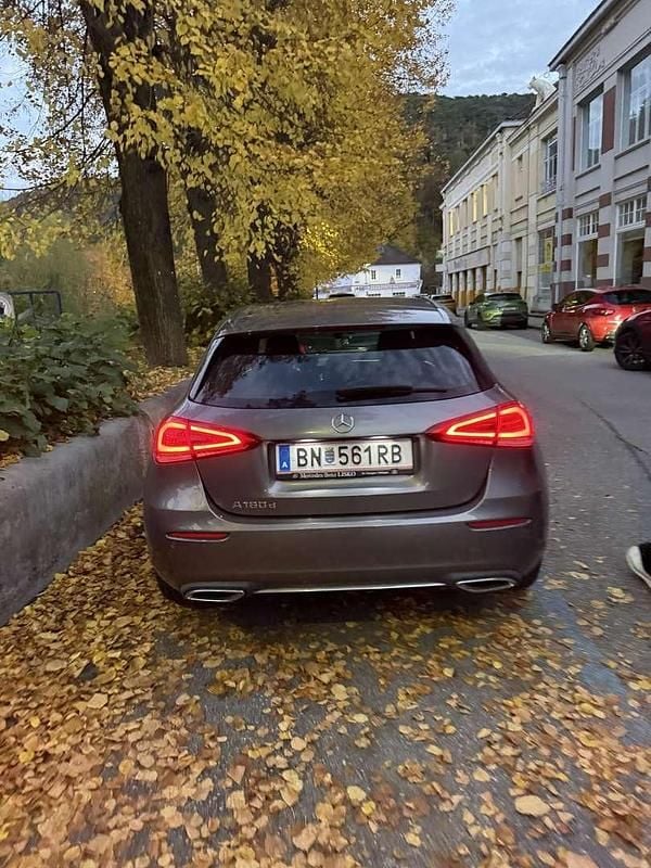 Gebraucht Mercedes A180 Progressive 116 PS (85 kW) 2018 Limousine