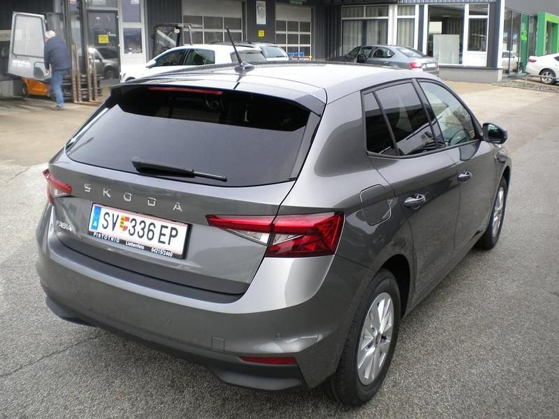 Neu Skoda Fabia Selection 95 PS (69 kW) 2026 Mittelgrau  metallic Kleinwagen