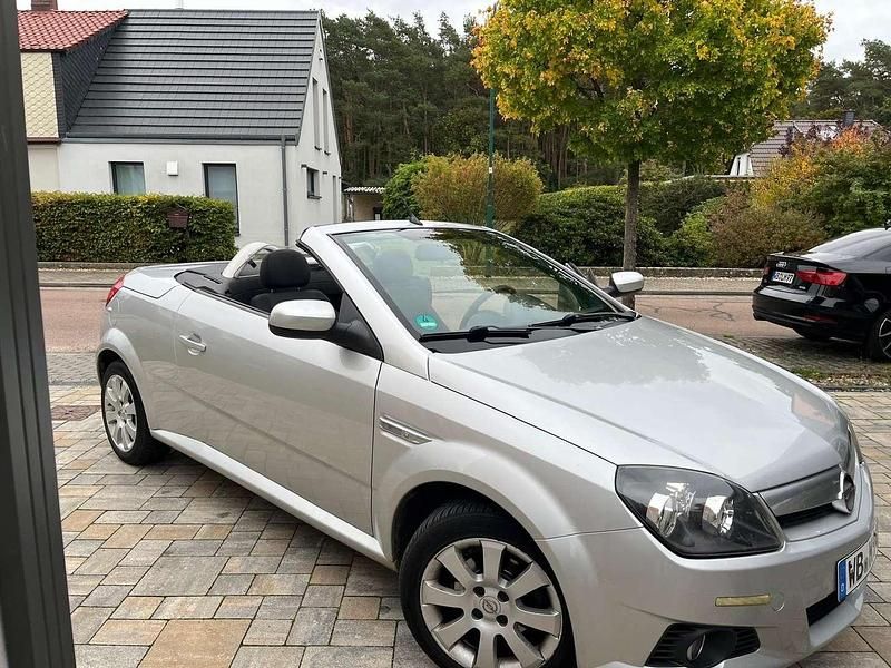 Gebraucht Opel Tigra Edition 90 PS (66 kW) 2007 Cabrio
