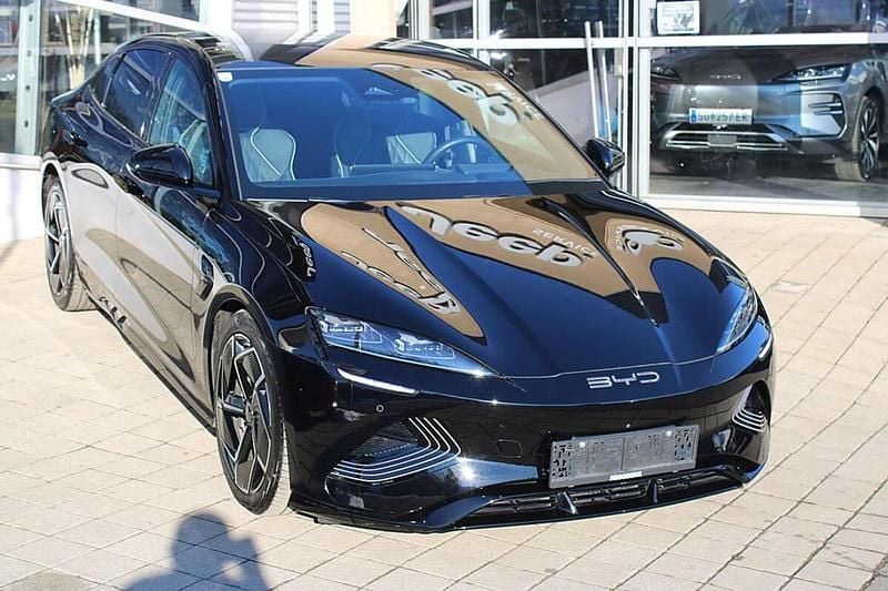 Gebraucht BYD Seal Design 230 kW (313 PS) 2025 Schwarz Limousine