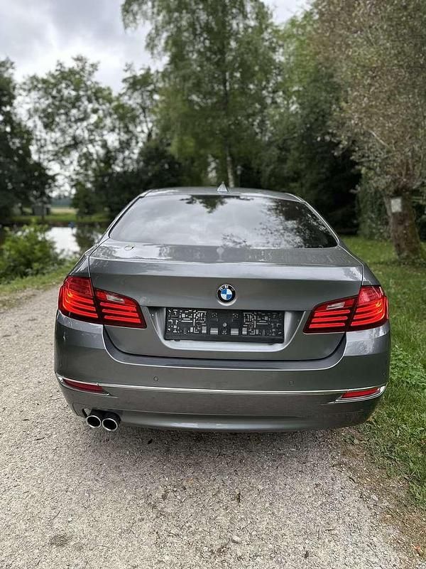 Gebraucht BMW 530 Luxury Line 258 PS (189 kW) 2013 Limousine
