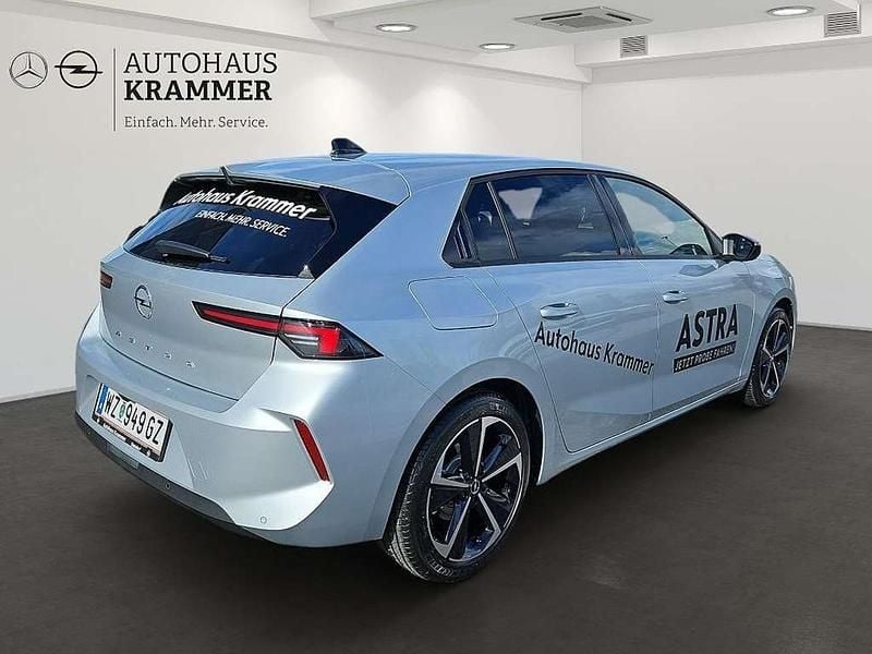 Gebraucht Opel Astra Edition 110 PS (80 kW) 2025 Silber Limousine