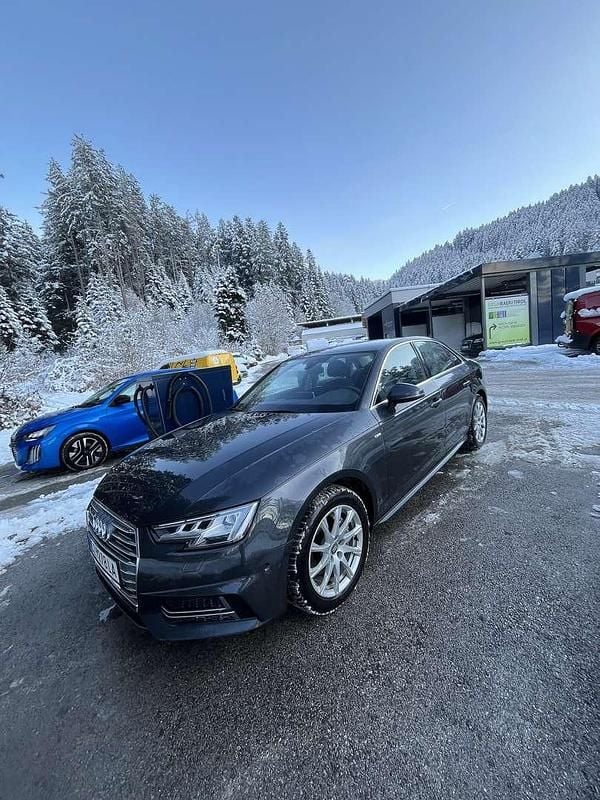 Gebraucht Audi A4 Sport 190 PS (139 kW) 2015 Limousine
