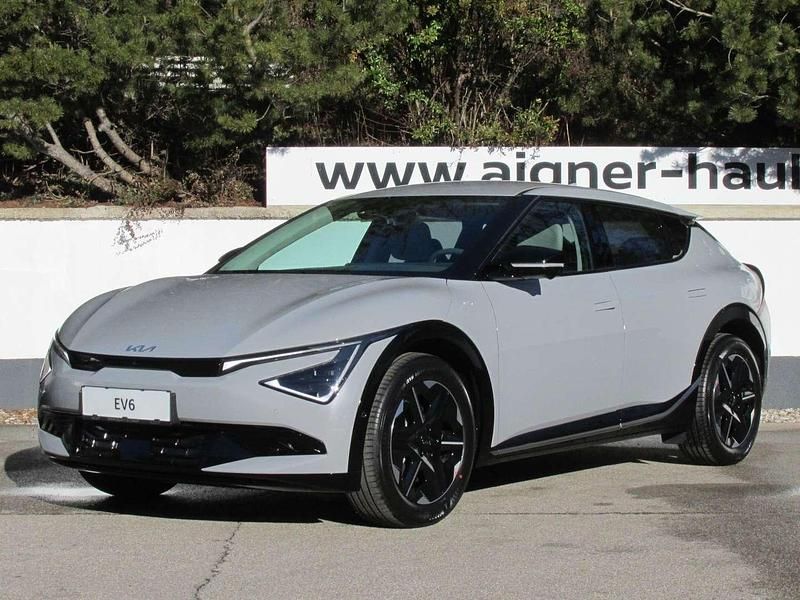 Grau Gebraucht 2025 Kia EV6 Air SUV | € 49.990 - Bild 1/4