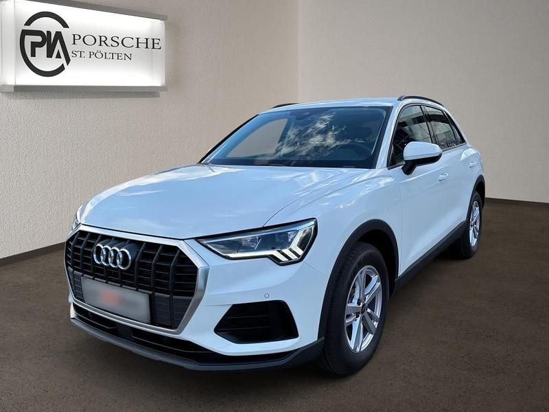 Gebraucht Audi Q3 Ambiente 150 PS (110 kW) 2025 Weiß SUV
