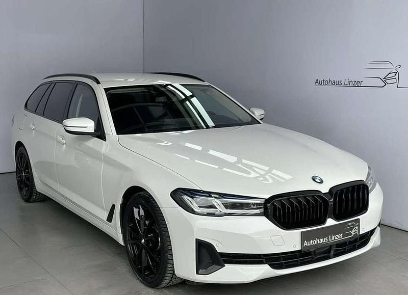 Gebraucht BMW 520 Performance 190 PS (139 kW) 2022 Weiß Kombi